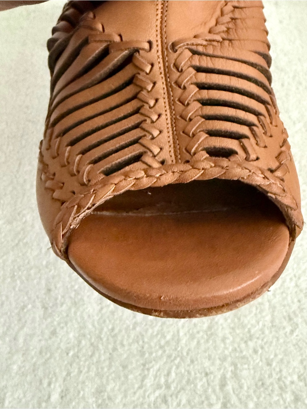 Vince Camuto Tan Leather Woven Peep Toe Heels Size 9M - Picture 6 of 9